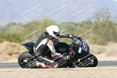 media/Dec-04-2025-Racers Edge (Thu) [[5ebc9f124d]]/3-B Group/5-Session 2 Turn 2 inside Speed Pans/